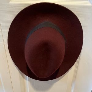 Express suede hat
